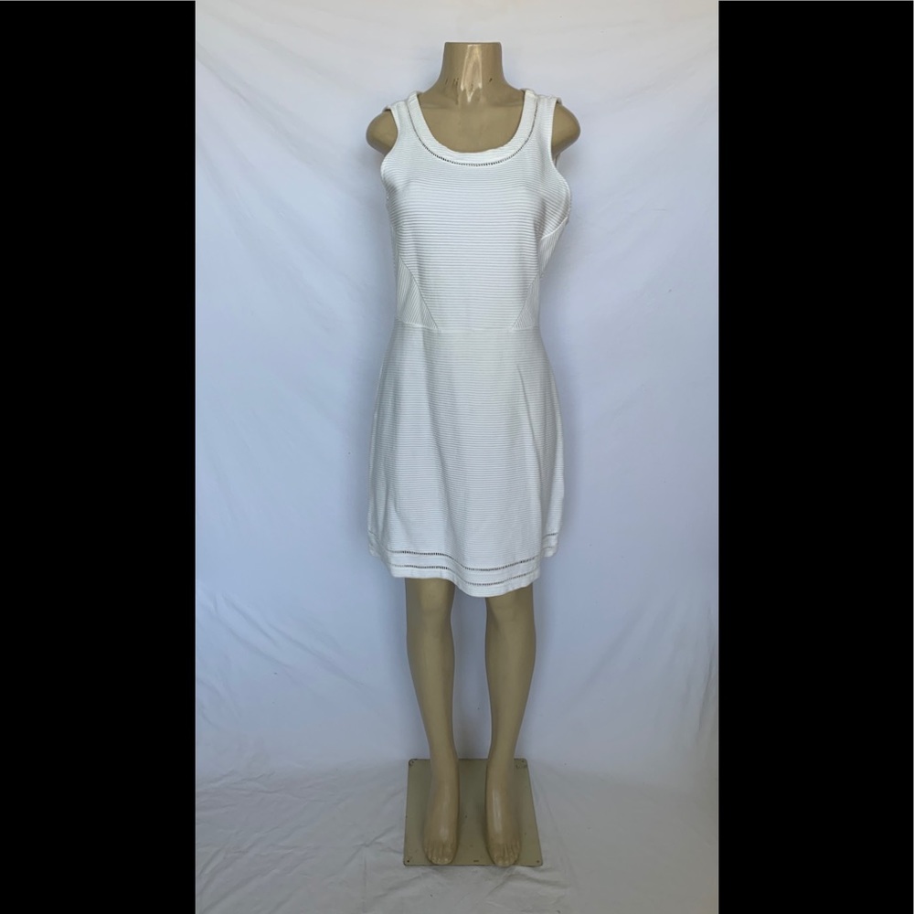 Brooks Brothers Size 12 White Textured Dress